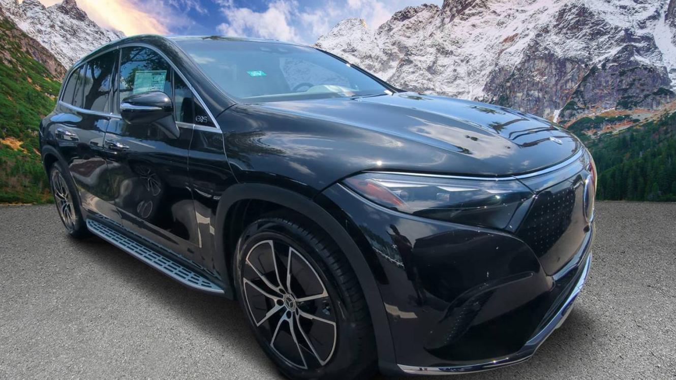 MERCEDES-BENZ EQS-CLASS SUV 2024 4JGDM2DB4RA030330 image